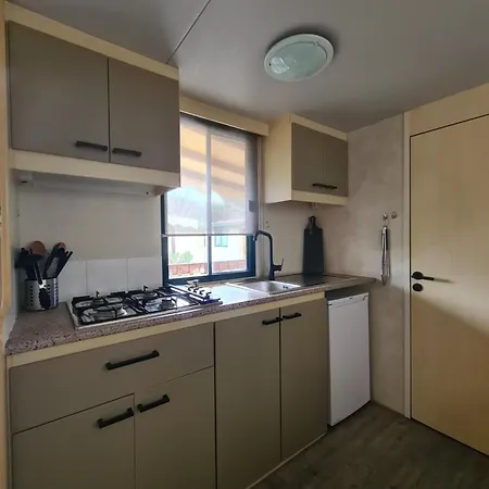 Comfortabele Familie Met Veranda Incl Airco Dichtbij Zee! Шале *