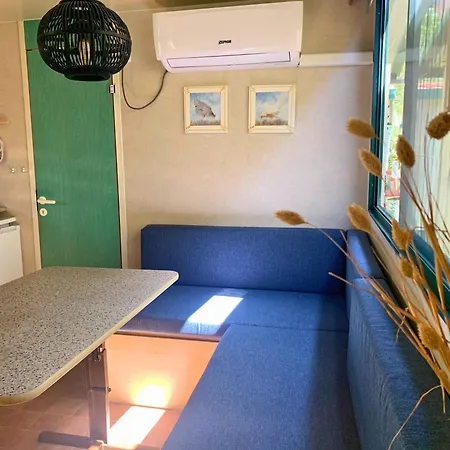 Comfortabele Familie Met Veranda Incl Airco Dichtbij Zee! Шале Виареджо