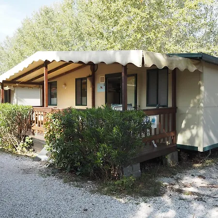 Comfortabele Familie Met Veranda Incl Airco Dichtbij Zee! Viareggio
